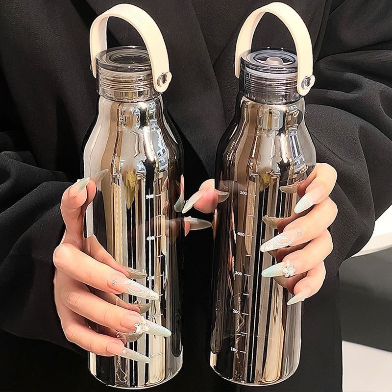Outdoor Sport Glass Water Bottle - 屋外、オフィス、家庭、スポーツなど、さまざまなシーンで使える、目盛りと紐付きの、厚手のガラス製600ml水筒。